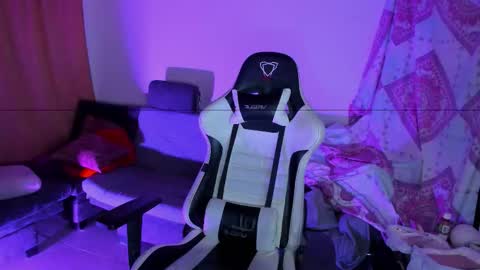 mafecito24 online show from 10/21/25, 01:06