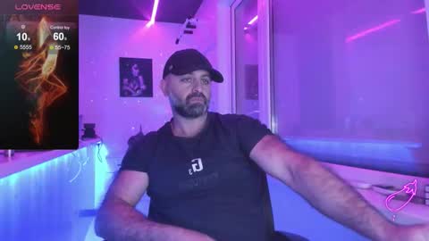 Magabear online show from 11/29/25, 10:07