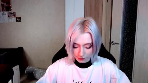 Sophia online show from 11/30/25, 02:32