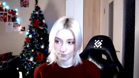 Sophia online show from 12/22/25, 04:15