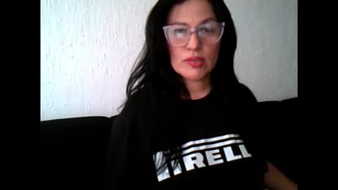 Snapshot of magentastudio2025 chatting on 12/17/25, 09:54 magentastudio2025 online show from 12/17/25, 09:54