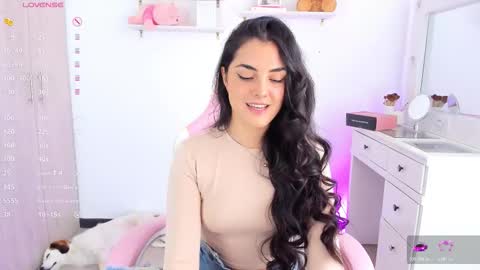 Eva online show from 12/16/25, 04:01