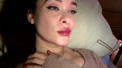 magggg658318 online show from 09/23/25, 02:20