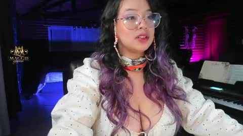 Luna online show from 04/20/26, 12:46