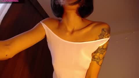 Snapshot of maggie_raver chatting on 12/21/24, 05:29 maggie online show from 12/21/24, 05:29