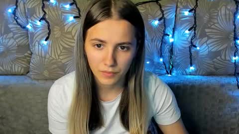 Maggie online show from 10/21/25, 12:00