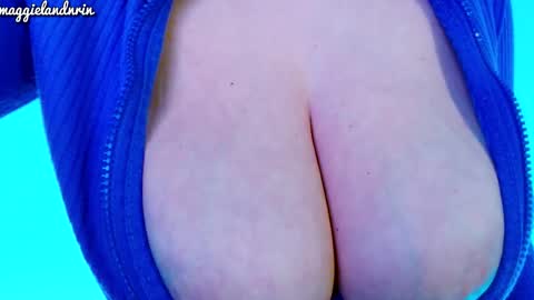 Maggie   online show from 10/22/25, 05:02