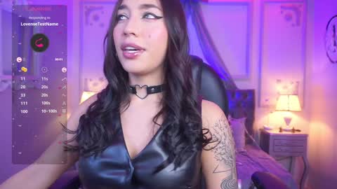 Snapshot of maggietime chatting on 12/08/24, 08:36 online show from 12/08/24, 08:36