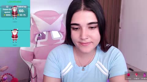 Luna  online show from 12/25/24, 04:43