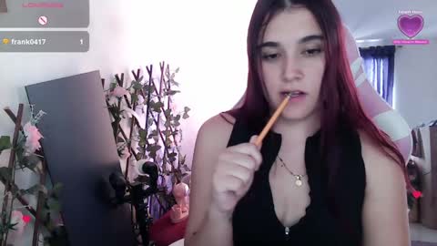 Luna  online show from 04/17/26, 05:49