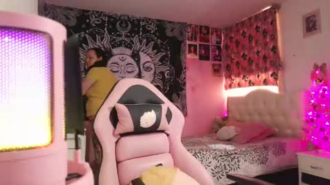 Claire online show from 12/07/24, 08:05