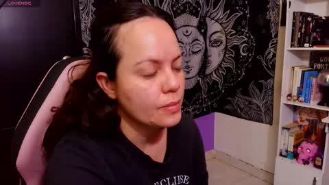 Claire online show from 09/14/25, 10:53