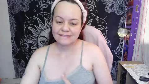 Claire online show from 05/29/26, 09:24