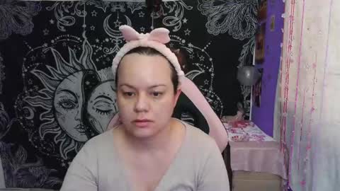 Claire online show from 05/31/26, 09:16