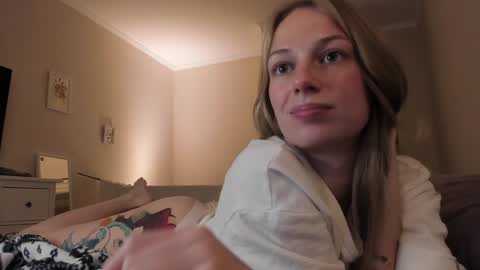 Snapshot of magic_couple13 chatting on 12/02/24, 03:14 Alice online show from 12/02/24, 03:14