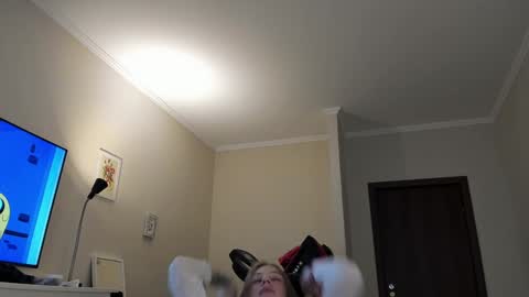 Snapshot of magic_couple13 chatting on 12/27/24, 10:01 Alice online show from 12/27/24, 10:01