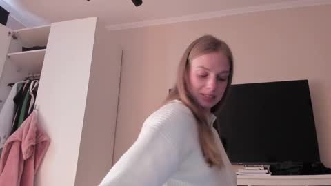 Snapshot of magic_couple13 chatting on 02/18/25, 11:55 Alice online show from 02/18/25, 11:55