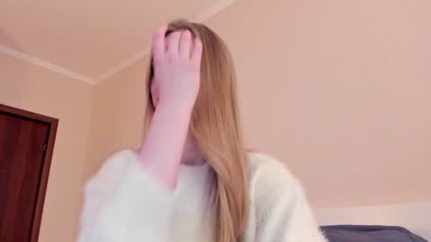 Snapshot of magic_couple13 chatting on 11/30/25, 12:20 Alice online show from 11/30/25, 12:20