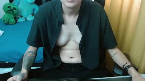 Jade online show from 05/08/26, 05:18