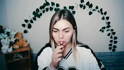 Snapshot of magic_katarina_ chatting on 03/04/25, 07:08 magic_katarina_ online show from 03/04/25, 07:08