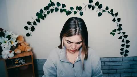 Snapshot of magic_katarina_ chatting on 03/06/25, 07:25 magic_katarina_ online show from 03/06/25, 07:25