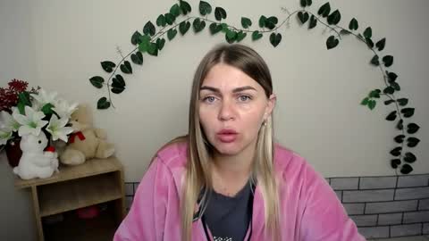 Snapshot of magic_katarina_ chatting on 09/15/25, 06:35 magic_katarina_ online show from 09/15/25, 06:35