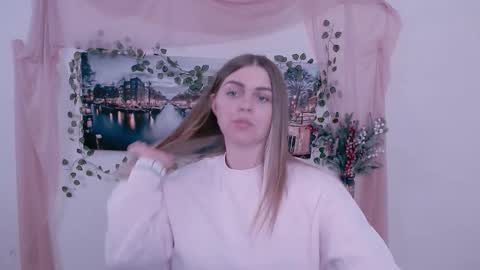 Snapshot of magic_katarina_ chatting on 11/24/25, 10:37 magic_katarina_ online show from 11/24/25, 10:37