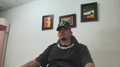 magic_milk23 online show from 12/02/25, 03:45