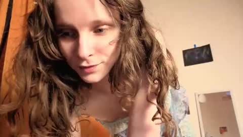 Mikky or Moon online show from 01/09/26, 09:49