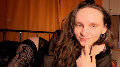 Mikky or Moon online show from 04/03/26, 09:57