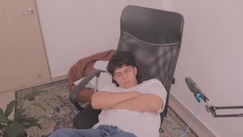 Tony Hoffa online show from 12/13/25, 07:53