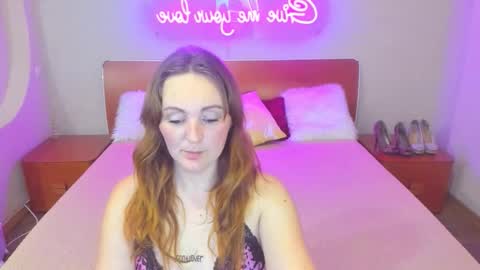 Snapshot of magiceyess chatting on 02/02/26, 06:50 Lili and Bella online show from 02/02/26, 06:50