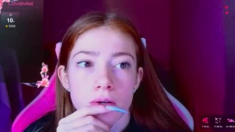 Snapshot of magicladyy chatting on 12/18/25, 06:47 Angel online show from 12/18/25, 06:47