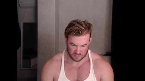 magicmax2017 online show from 12/18/24, 04:20