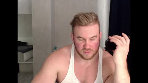 magicmax2017 online show from 02/18/25, 01:22