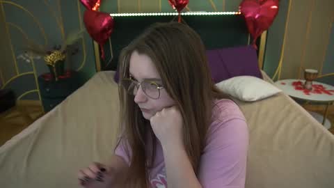 Emily online show from 03/03/25, 06:44