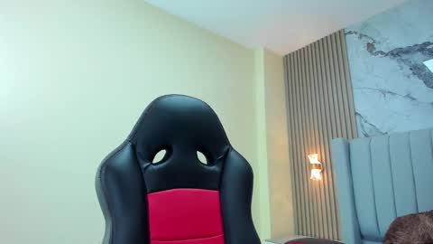 magievans1 online show from 10/20/25, 12:27