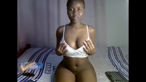 Snapshot of magizitah chatting on 05/07/26, 07:14 magizitah online show from 05/07/26, 07:14