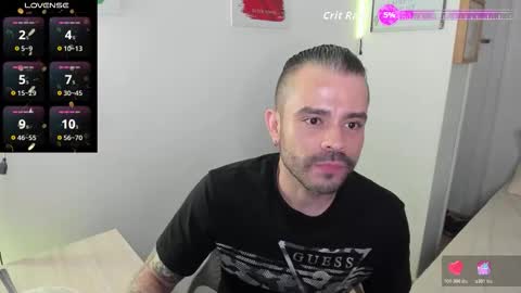     online show from 12/23/25, 12:19