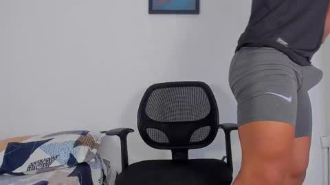 Magnusclark online show from 02/19/26, 05:53