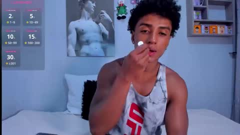 Snapshot of magnusking_ chatting on 11/26/25, 01:50 Magnus King online show from 11/26/25, 01:50