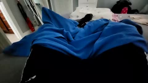 Diandlin online show from 02/24/26, 07:45