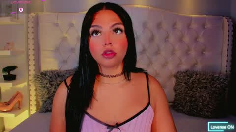 Snapshot of maia_hotts chatting on 06/04/26, 09:32 CamiiGarcia online show from 06/04/26, 09:32