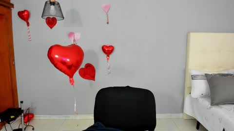 Maia online show from 02/19/25, 12:22