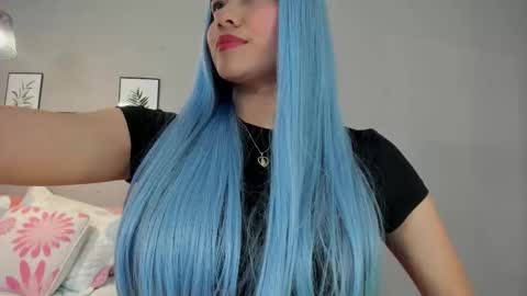 Maia online show from 10/07/25, 12:24