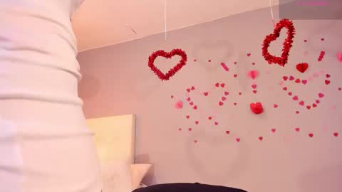 Maia online show from 02/24/26, 12:36