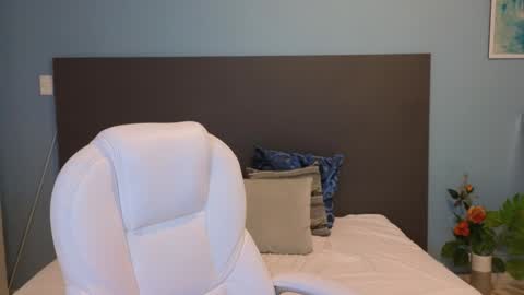 Snapshot of maiaa_ruiz chatting on 12/02/24, 03:03 Maiaa Ruiz online show from 12/02/24, 03:03