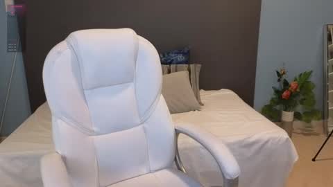 Snapshot of maiaa_ruiz chatting on 12/10/24, 04:38 Maiaa Ruiz online show from 12/10/24, 04:38