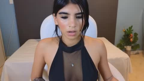 Snapshot of maiaa_ruiz chatting on 01/04/25, 03:49 Maiaa Ruiz online show from 01/04/25, 03:49