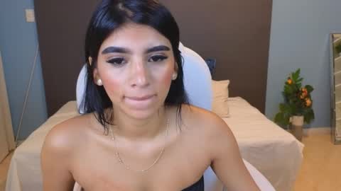 Snapshot of maiaa_ruiz chatting on 01/09/25, 03:23 Maiaa Ruiz online show from 01/09/25, 03:23